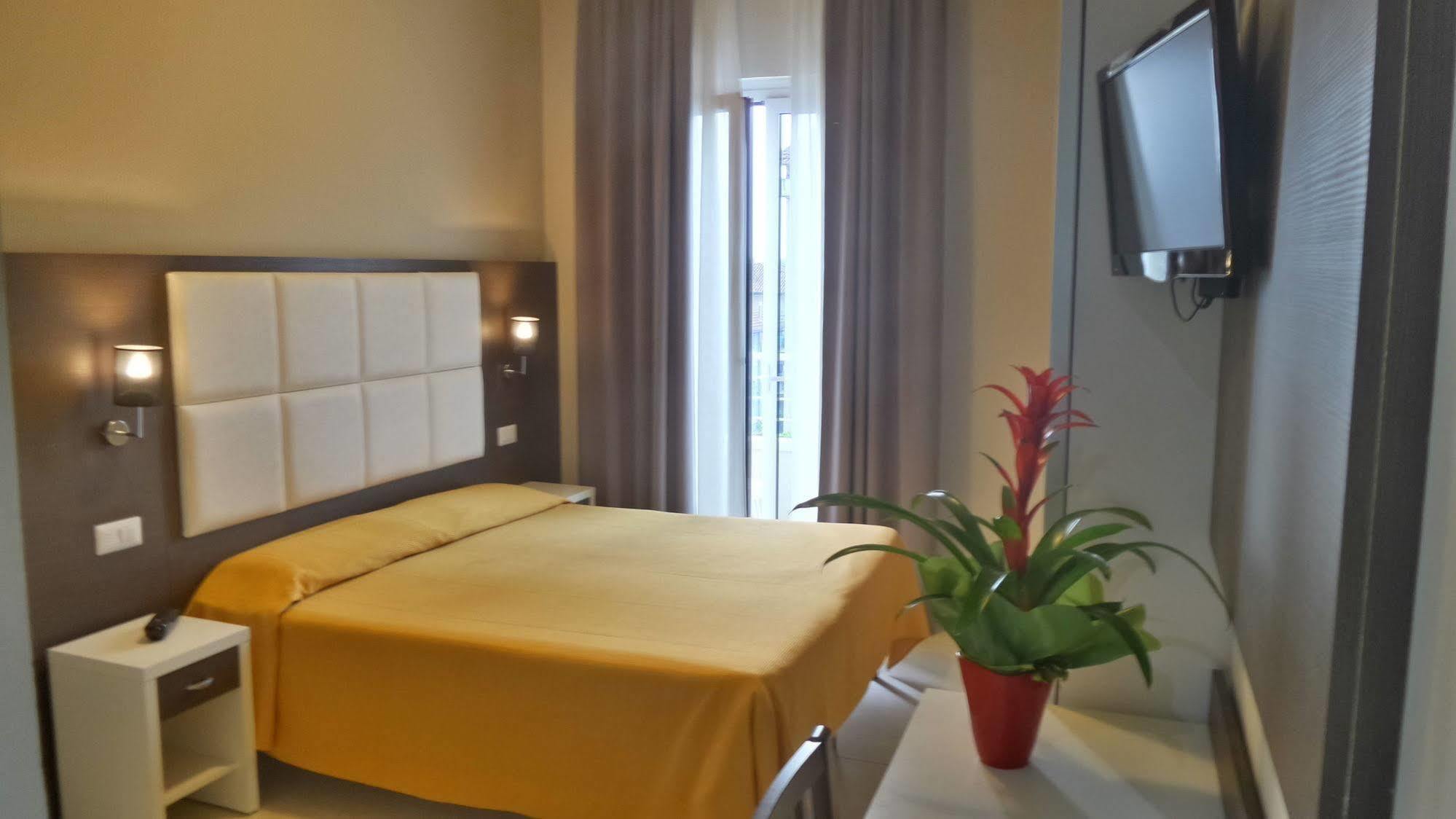 Hotel Bergamo Rimini Zewnętrze zdjęcie