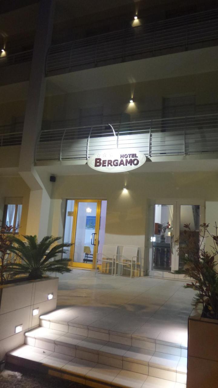 Hotel Bergamo Rimini Zewnętrze zdjęcie